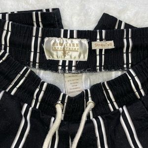 Raw yarn industries striped shorts